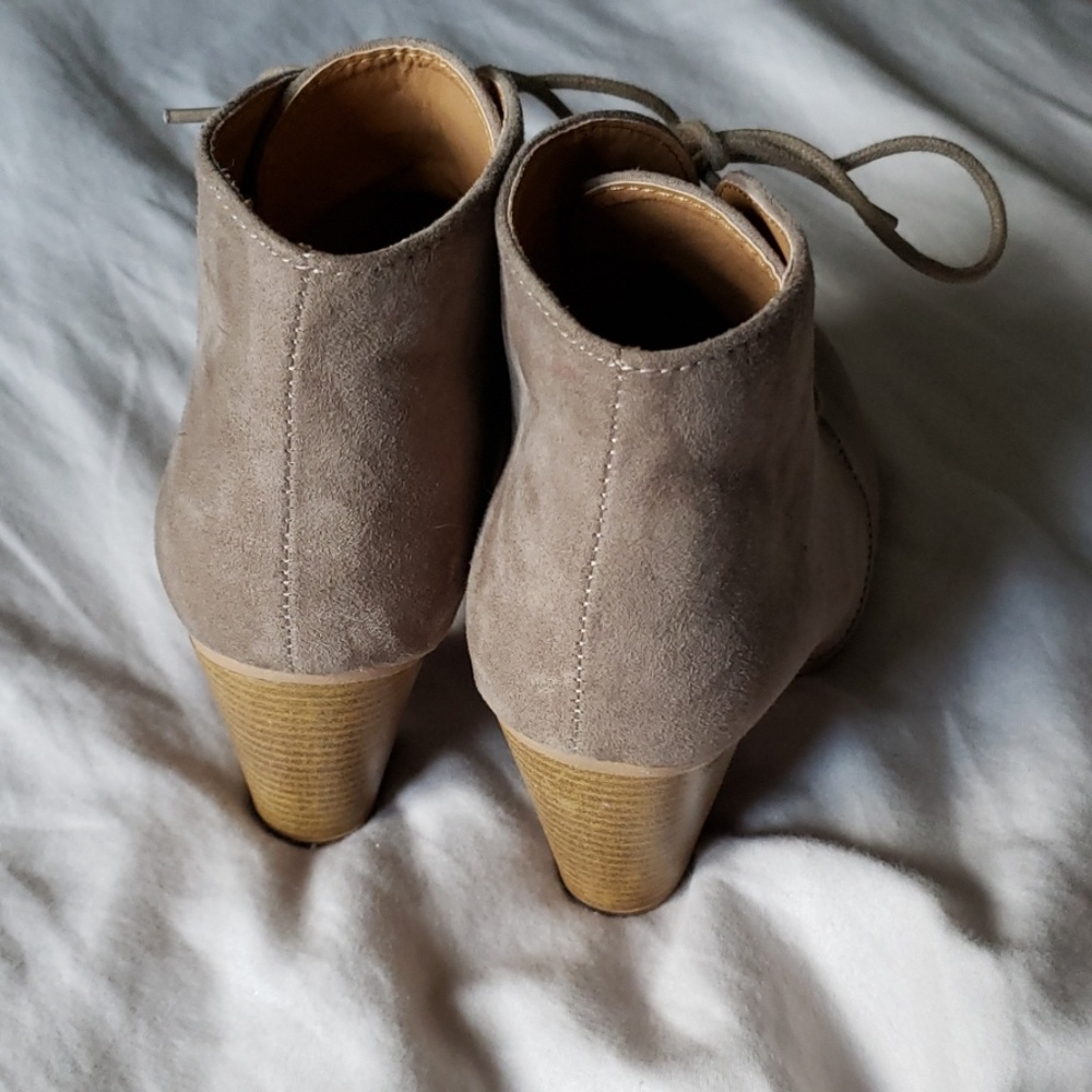 Booties! - Picture 3 of 4